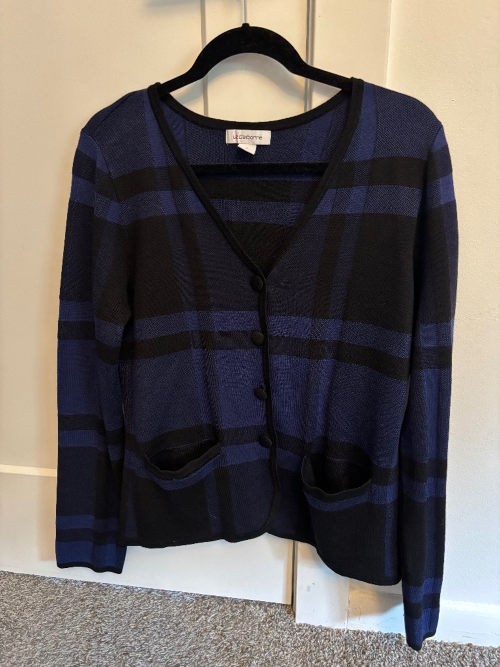 Liz Claiborne Oversized Plaid Cardigan Small